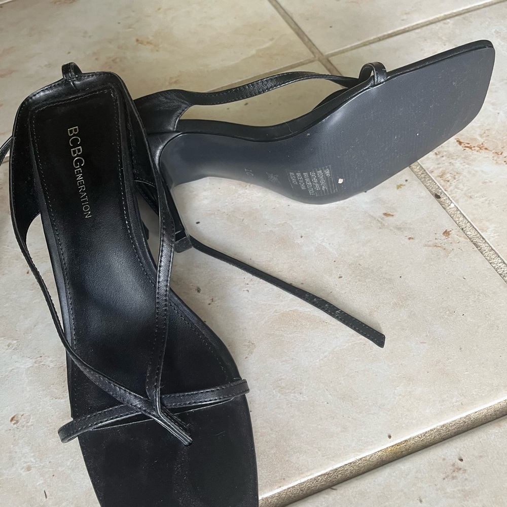 BCBGeneration Black Heels Elegant Design
